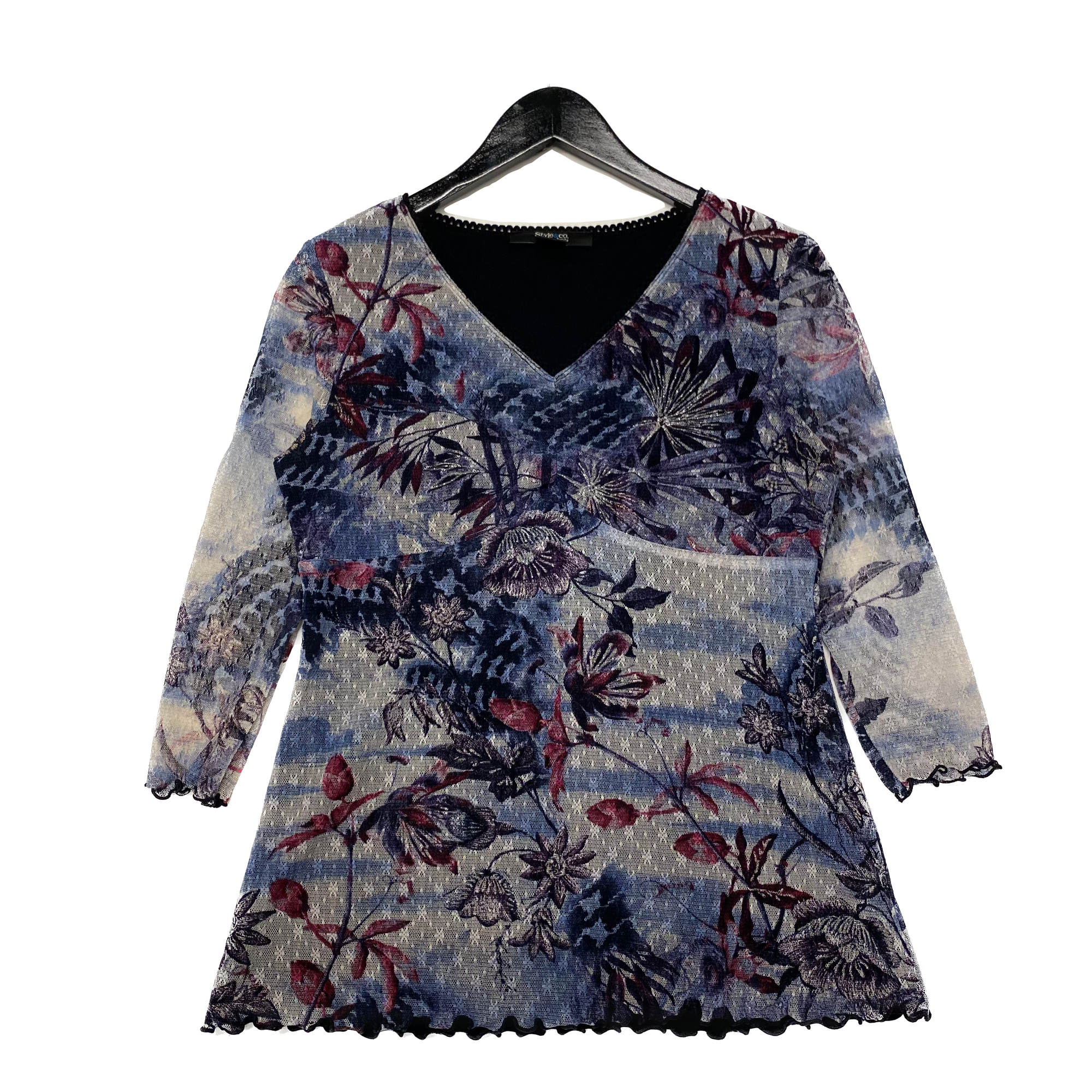 Vintage Y2K Womens Quarter-Sleeve V-Neck All-Over Print Floral T-Shirt